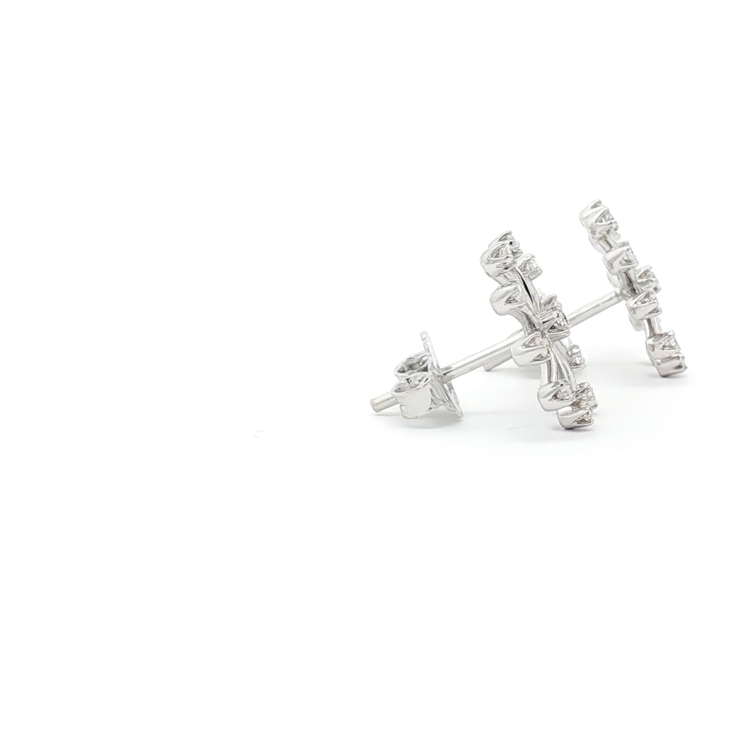 18kt White Gold Medium Snowflakes