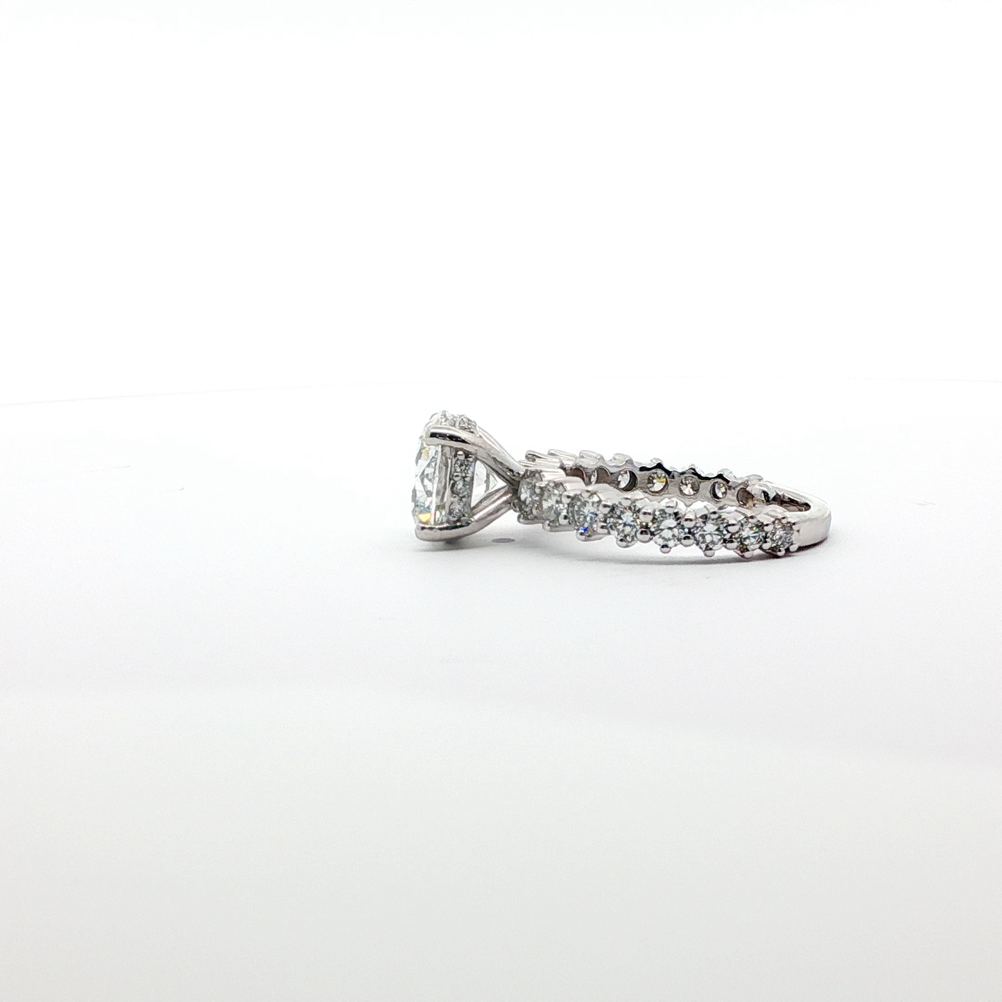 18kt White Gold 2.51ct Diamond Ring