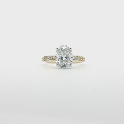 14kt YG 2.21ct LAB Diamond Oval with (20) Natural Side Ring